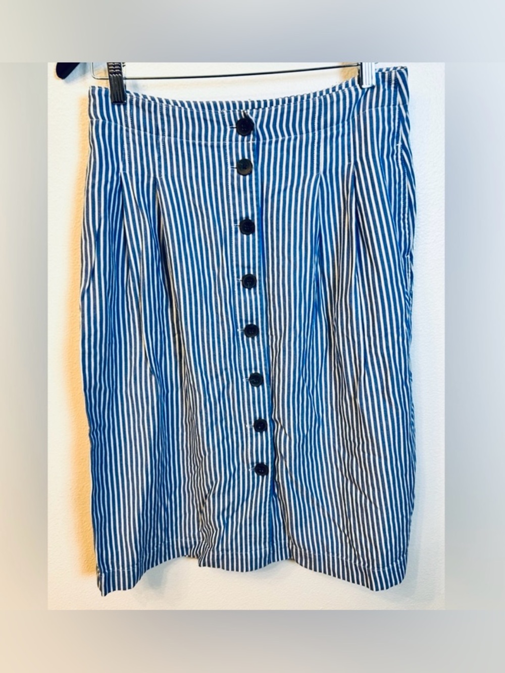 TALBOTS Women's Blue White Stripe Button Front Pleated Skirt Size 8p